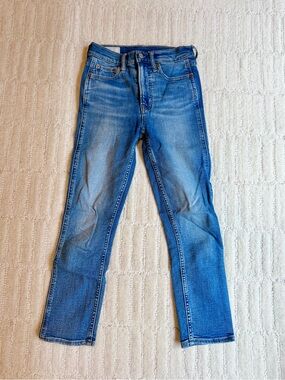 Gap Cigarette High Rise Jean Size 24 Petite